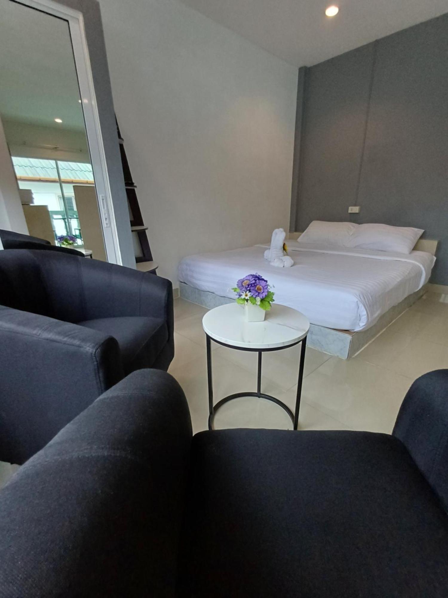 The Villa Residences Resort Patong Kültér fotó